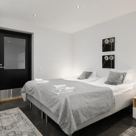 Nevada - 10+2 Henkiloelle, Luoteis-himos Ski-in/out, 255m² Villa *